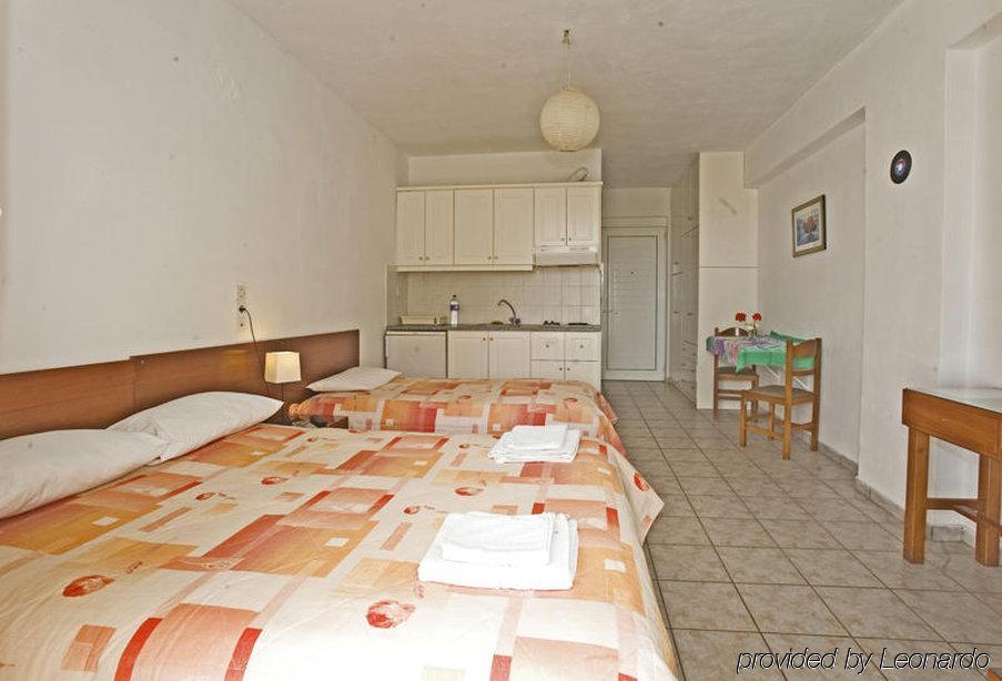 Gikas Apartments Marmari  Pokoj fotografie